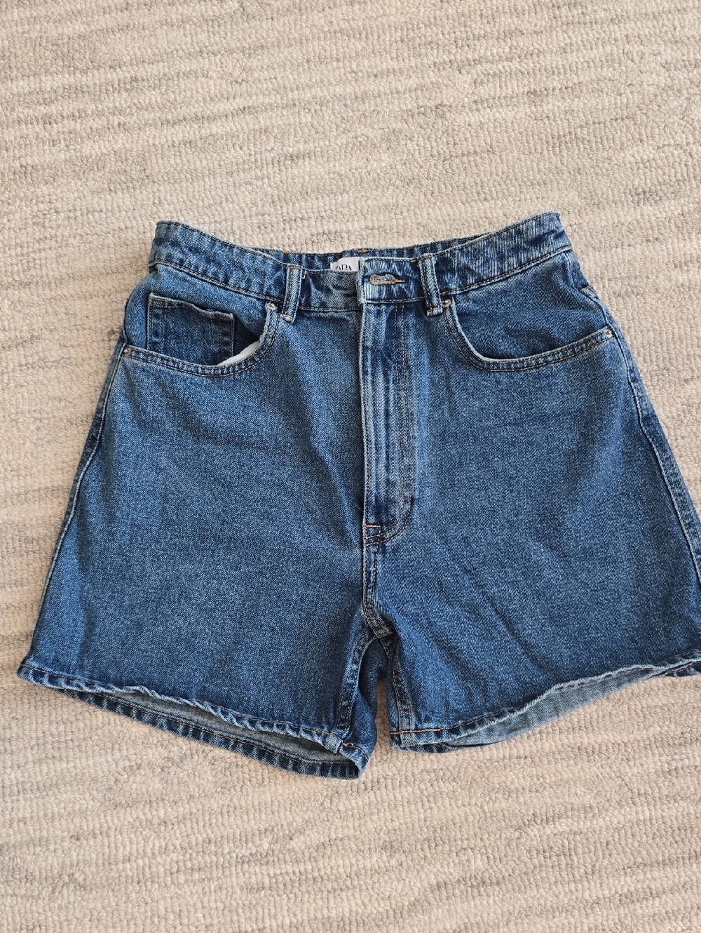 Zara Mid-Rise Blue Denim Shorts
